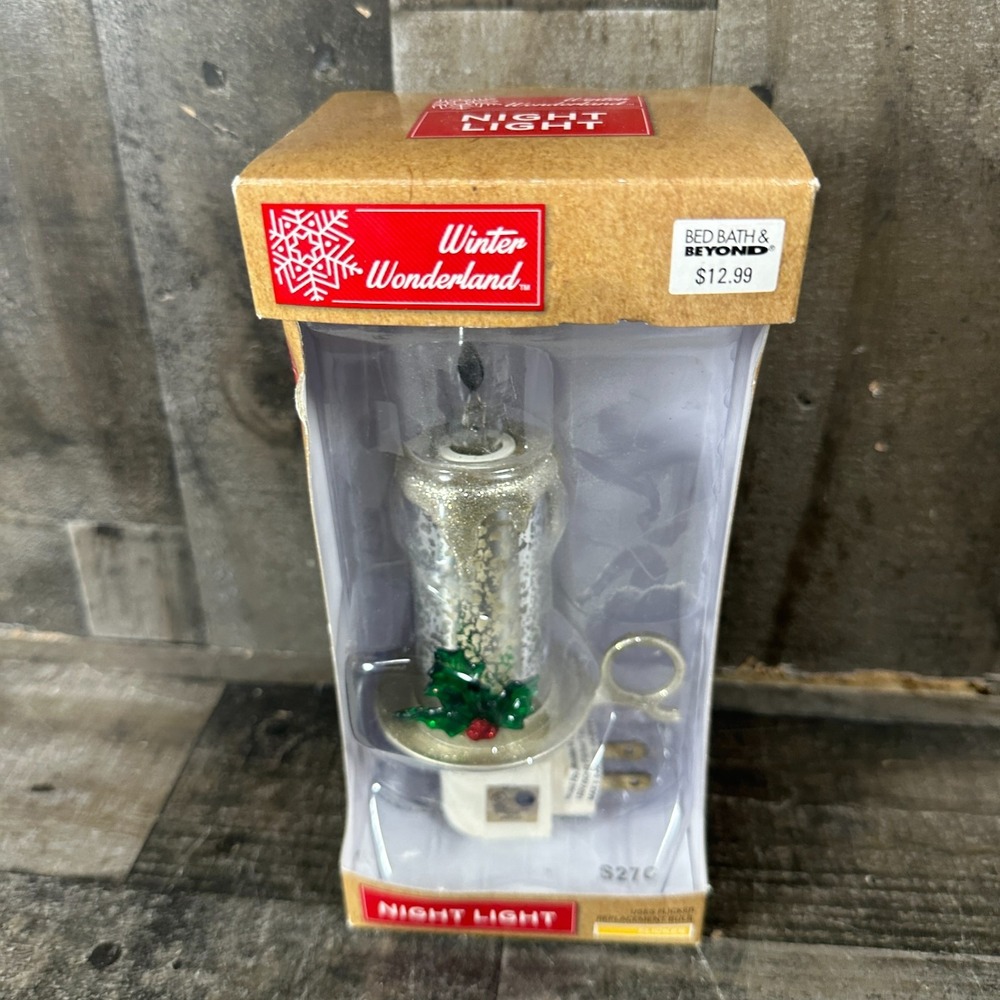 Christmas Night Light Candle Chamberstick Flicker Bulb Winter Wonderland Plug In
